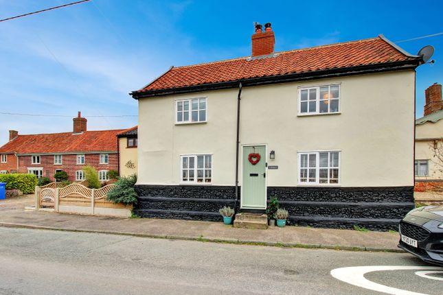 Detached house for sale in The Street, Hepworth, Diss IP22