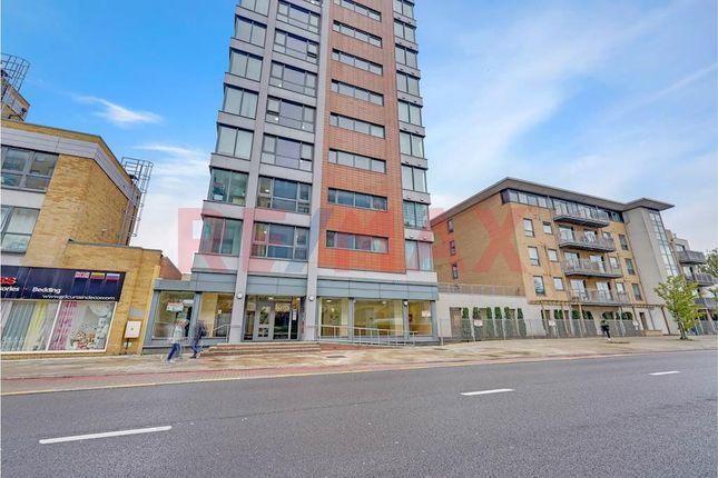 Flat for sale in Eastern Avenue, Ilford IG2