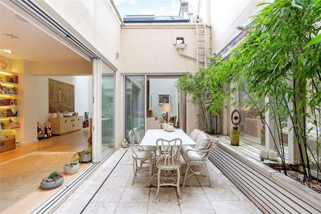 Mews house for sale in Warwick Square Mews, London SW1V