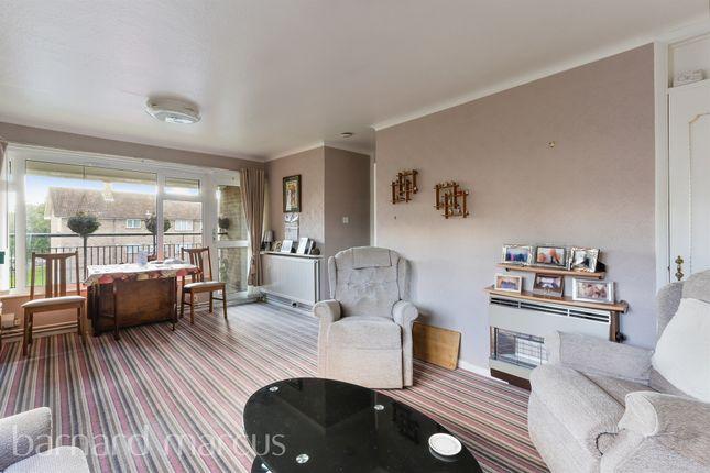 Flat for sale in Field Road, Feltham TW14