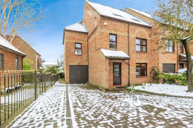 Town house for sale in Wain Well Mews, Lincoln LN2