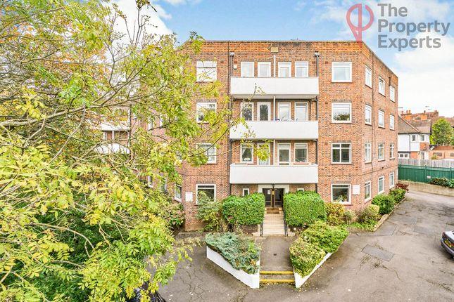 Flat for sale in Kingston Hill, Kingston Upon Thames KT2