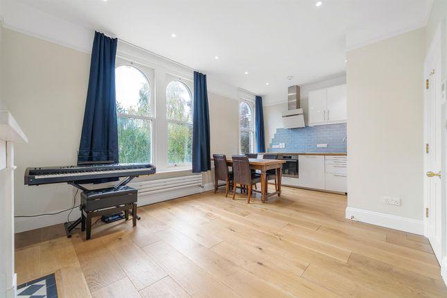 Flat for sale in Villa Road, London SW9