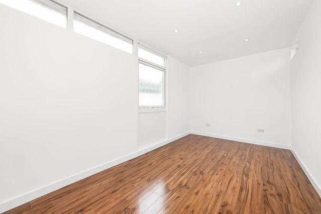 Flat for sale in Kennoldes, Croxted Road, Dulwich SE21