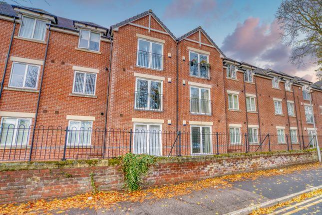 Flat for sale in Queens Street, Worksop S80