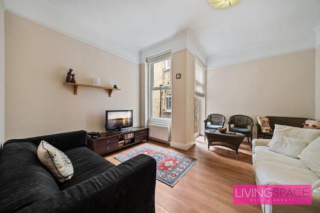 Flat for sale in Hampden Road, London N8