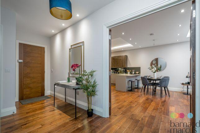 Flat for sale in Parkland Views, Muswell Hill, London N10