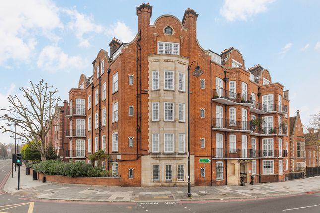 Flat for sale in Cheyne Walk, London SW3