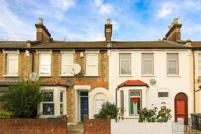 Flat for sale in Baronet Road, London N17