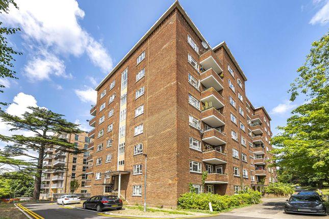 Flat for sale in Kingston Hill, Kingston Upon Thames KT2