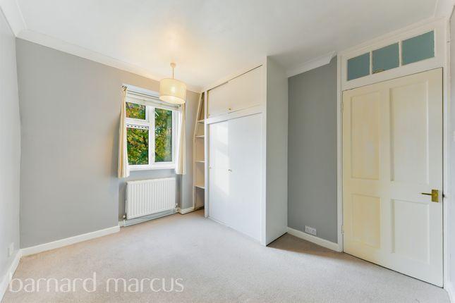 Flat for sale in Mortlake High Street, Mortlake, London SW14