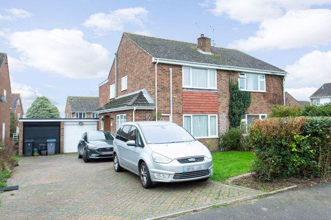 Property for sale in Hazel Close, Eythorne CT15