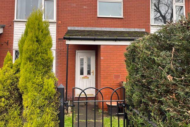 Flat for sale in Beal Lane, Shaw, Oldham OL2