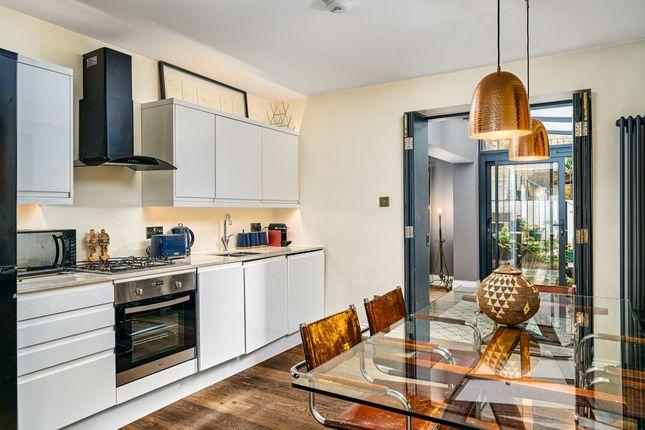 Flat for sale in Burnaby Street, London SW10