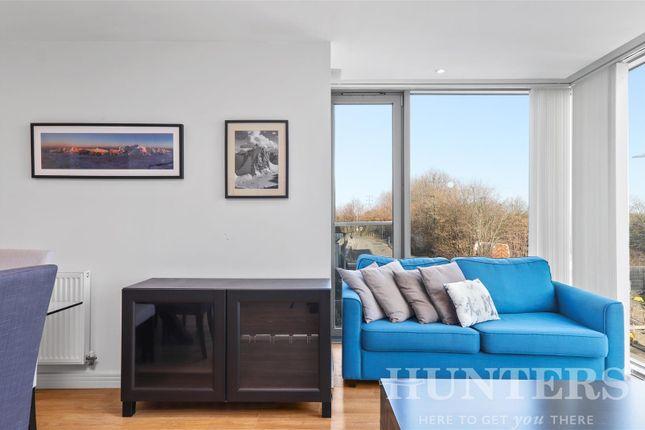 Flat for sale in Waterside Way, London N17