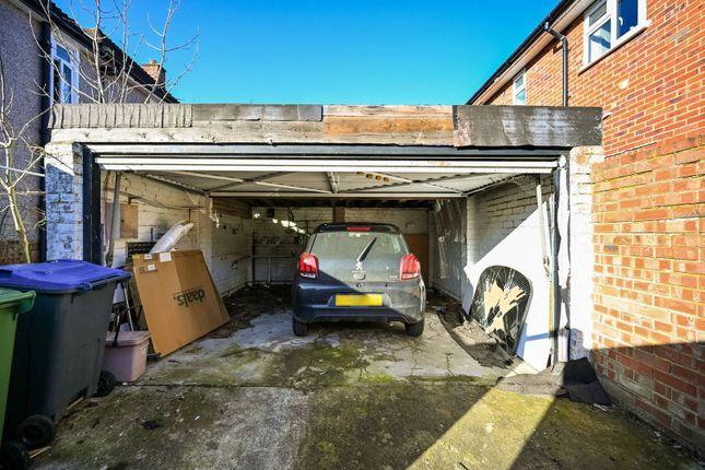 Parking/garage for sale in Grove Lane, Kingston, Kingston Upon Thames KT1