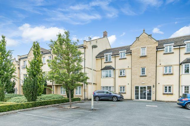 Flat for sale in Woodley Green, Witney OX28