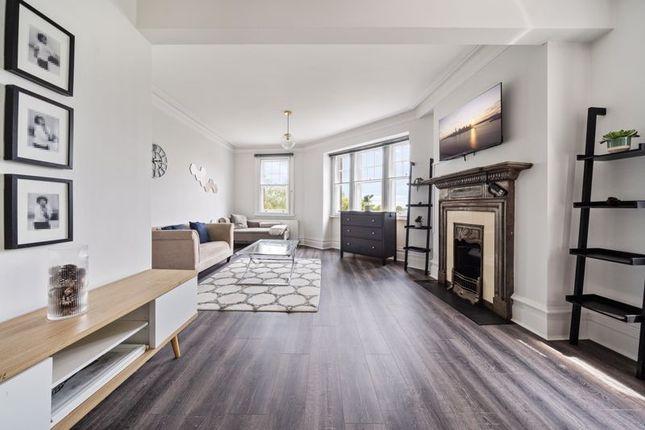 Flat for sale in Pond Street, Hampstead Heath, London NW3