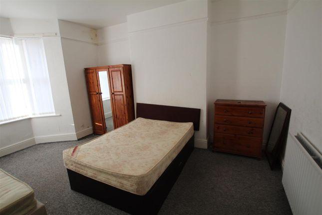 Flat to rent in Hampstead Road, Benwell, Newcastle Upon Tyne NE4