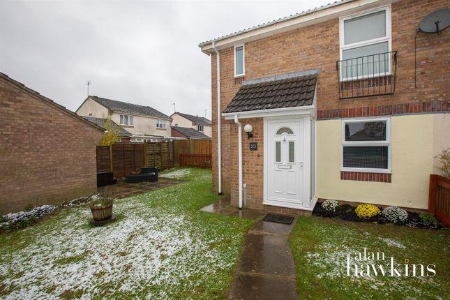 Flat for sale in Victoria Drive, Lyneham, Chippenham SN15