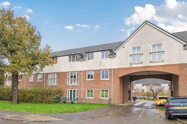 Flat for sale in Monkswood Gardens, Borehamwood WD6