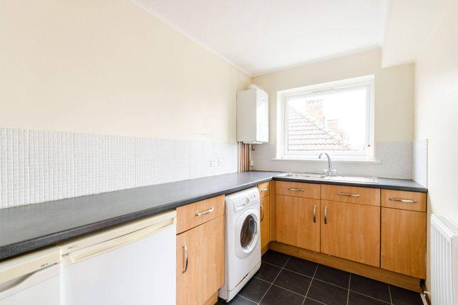 Flat to rent in Berrylands, Surbiton KT5