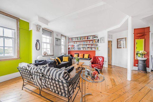 Flat for sale in Baker Street, London NW1