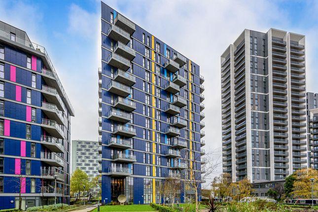 Flat for sale in Hatton Road, Wembley HA0