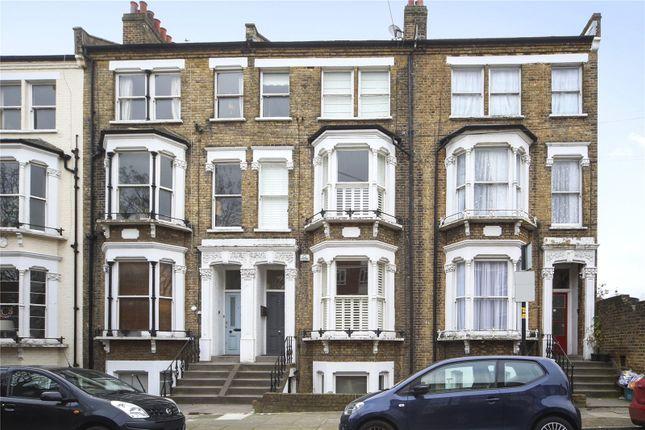 Flat for sale in Kelvin Road, London N5