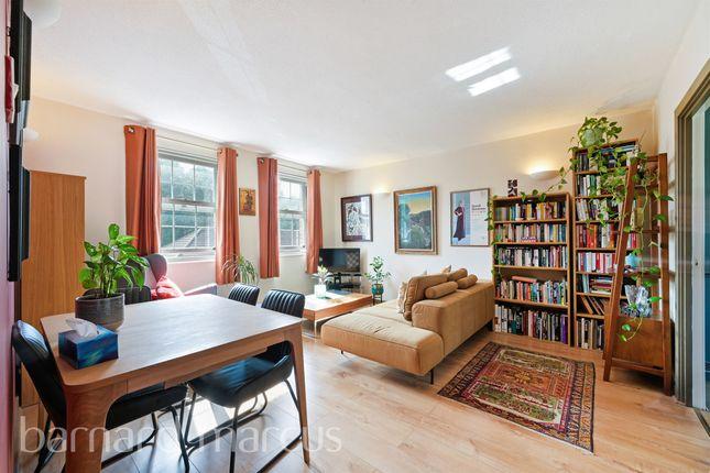 Flat for sale in Helena Square, London SE16