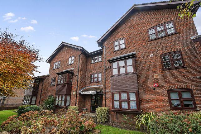 Flat for sale in 30 Marsh Lane, Stanmore, Greater London. HA7