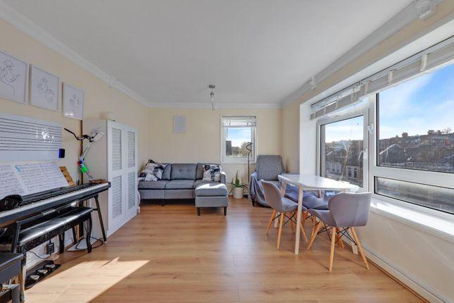 Flat for sale in Maple Road, Penge, London SE20