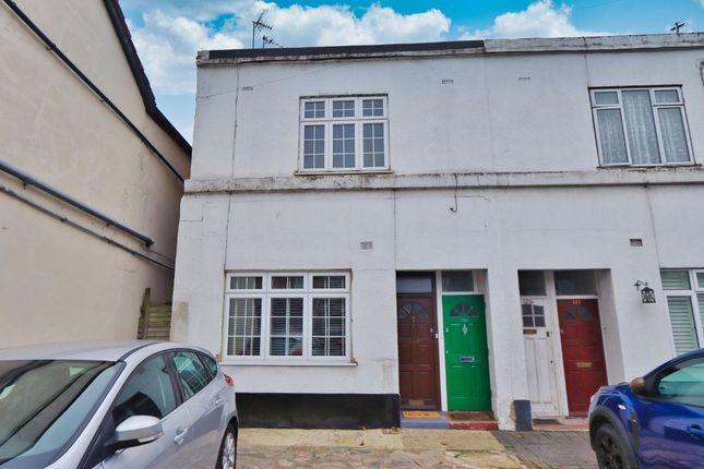 Maisonette for sale in Collier Row Road, Collier Row, Romford RM5