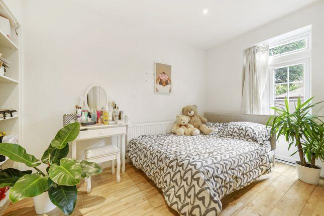 Flat for sale in Lechmere Road, Willesden Green NW2