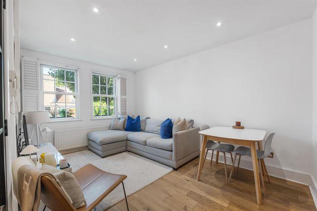 Flat for sale in Lyham Road, London SW2