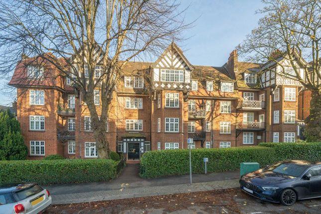 Flat for sale in Finchley Road, London NW2