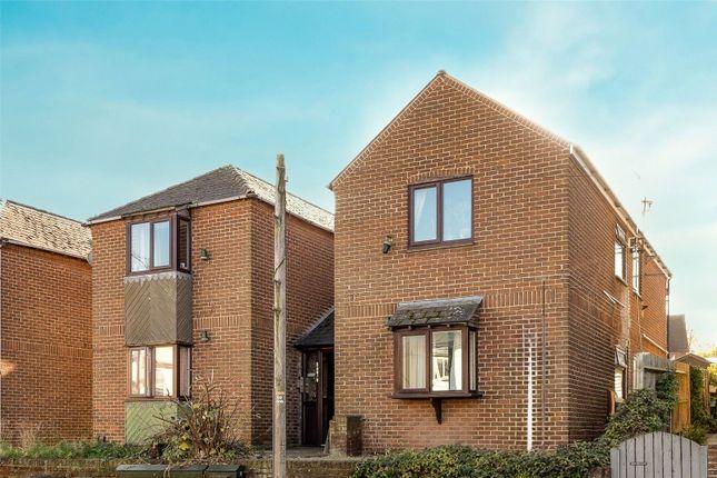 Flat for sale in Broadway, Didcot, Oxfordshire OX11