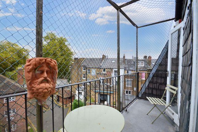 Flat for sale in Bassett Road, London W10