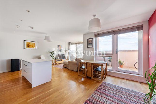 Flat for sale in Bathurst Square, London N15