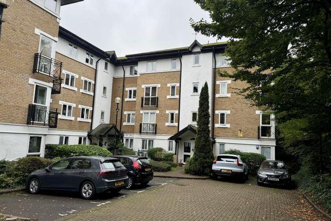 Flat for sale in Makepeace Road, Wanstead, London E11