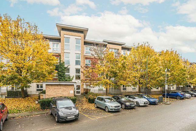 Flat for sale in Langhorn Drive, Twickenham TW2