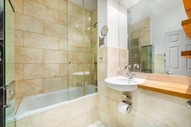 Flat for sale in Lancaster Road, Portobello, London W11