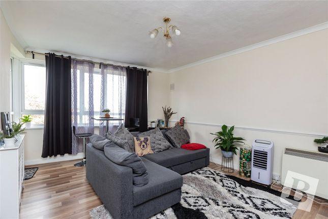 Flat for sale in Kershaw Road, Dagenham RM10