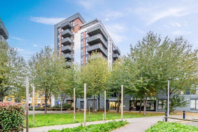 Flat to rent in Tarves Way, London SE10