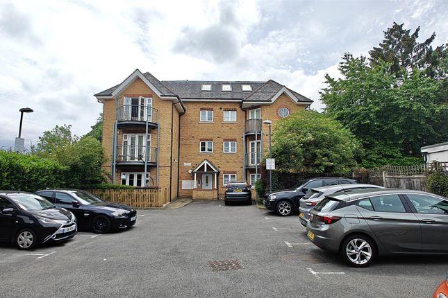 Flat for sale in Willis Yard, Chelmsford Road, Southgate N14