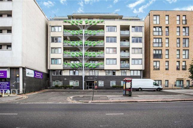 Flat for sale in London Road, Croydon CR0