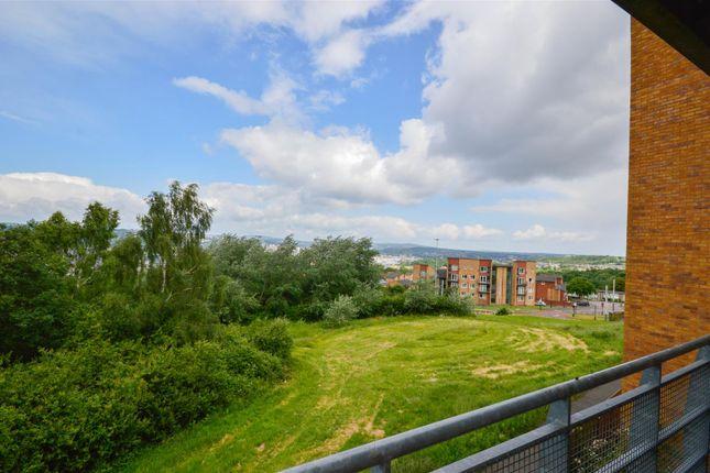 Flat for sale in Kenninghall View, Sheffield S2