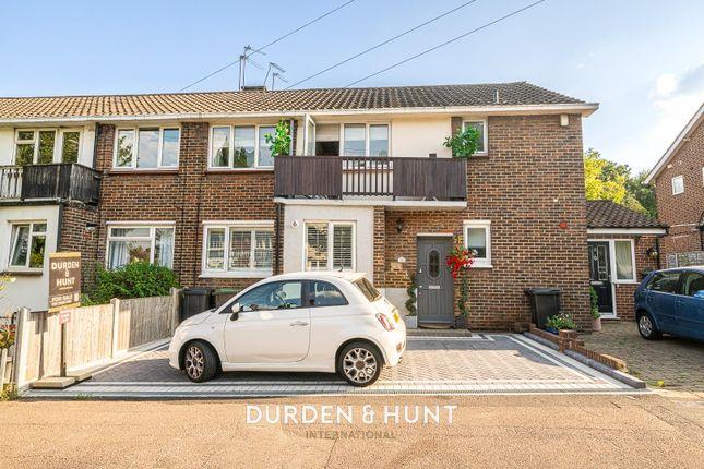 Flat for sale in Station Way, Buckhurst Hill IG9