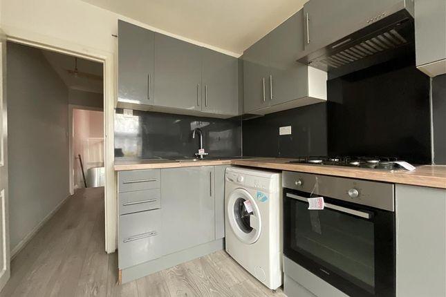 Maisonette for sale in Coppermill Lane, London E17