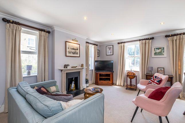 Flat for sale in Redwood Mews, London SW4